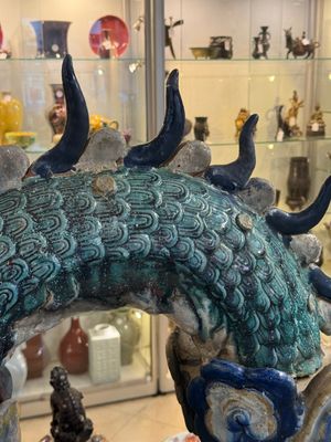 A large Chinese polychrome-glazed Shiwan stoneware dragon, 19th C. — photo 15