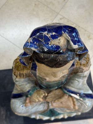 A large Chinese polychrome-glazed Shiwan stoneware figure of Guanyin, 19th C. — foto 11