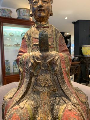A large Chinese polychrome-lacquered and gilt bronze Daoist immortal, 17th C. — photo 3