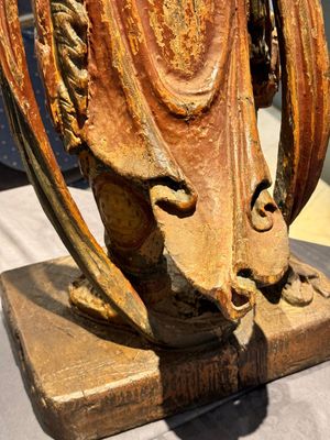 A large Chinese polychrome-lacquered wooden figure of a Guardian King, 18/19th C. — 照片 15