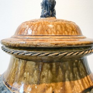 A large Chinese polychrome stoneware martaban jar and cover, Ming/Qing — 照片 38