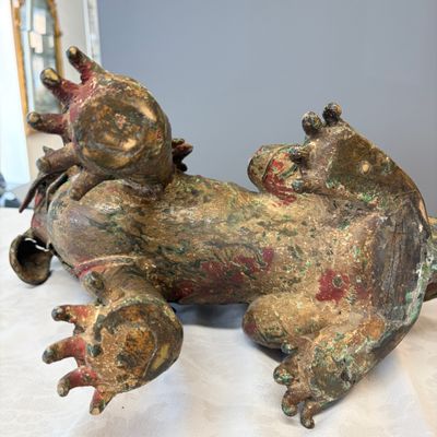 A large Chinese polychromed bronze Buddhist lion-form incense burner — 照片 25