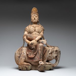 A large Chinese polychromed wooden Guanyin seated on an elephant, Republic — 照片 1