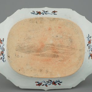 A large Chinese porcelain famille rose octagonal dish with an eagle, Qianlong, 18th C. — 照片 4