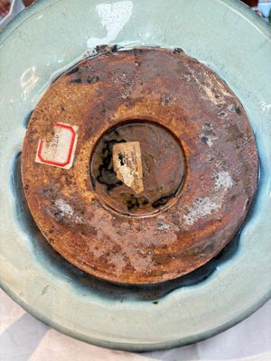 A large Chinese purple-splashed 'jun' basin, Yuan/Ming — photo 7