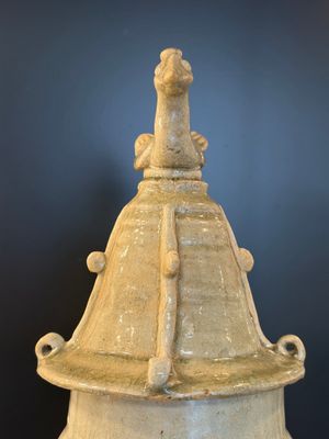 A large Chinese qingbai covered urn applied with immortals and a dragon, Northern Song — photo 13