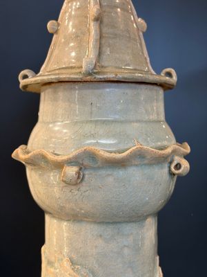 A large Chinese qingbai covered urn applied with immortals and a dragon, Northern Song — photo 14