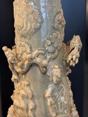 A large Chinese qingbai covered urn applied with immortals and a dragon, Northern Song — photo 15