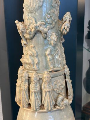 A large Chinese qingbai covered urn applied with immortals and a dragon, Northern Song — photo 16