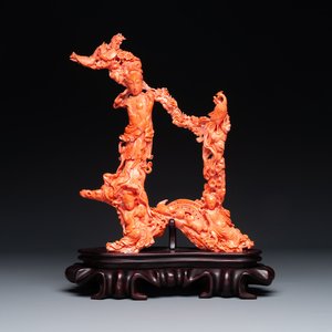 A large Chinese red coral group of female deities on wooden stand, 19/20th C. — 照片 1