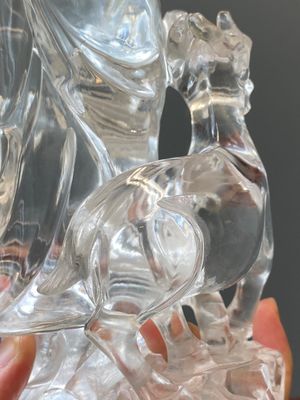 A large Chinese rock crystal sculpture of Lan Caihe, 19th C. — 照片 10
