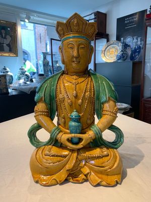 A large Chinese sancai-glazed Buddha, possibly from the Chengde Palace, Qianlong — photo 1