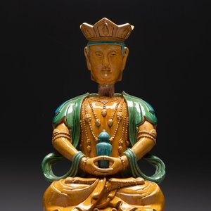 A large Chinese sancai-glazed Buddha, possibly from the Chengde Palace, Qianlong — photo 7