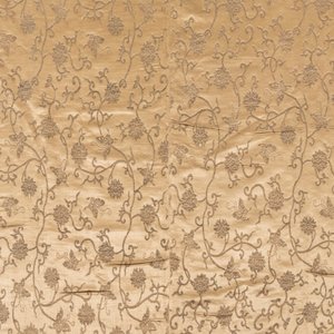 A large Chinese silk panel with lotus flowers and butterflies, 19/20th C. — 照片 4