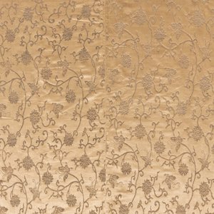 A large Chinese silk panel with lotus flowers and butterflies, 19/20th C. — 照片 5