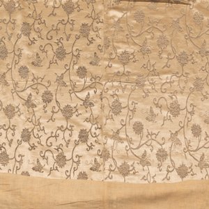 A large Chinese silk panel with lotus flowers and butterflies, 19/20th C. — 照片 7