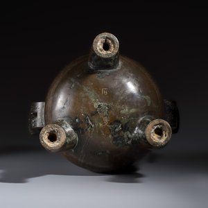 A large Chinese silver-inlaid bronze tripod censer with handles — photo 7
