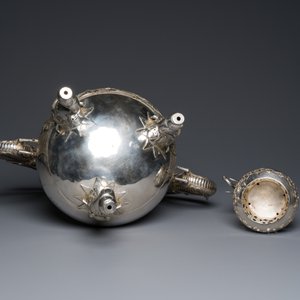 A large Chinese silver tripod censer, Shanghai Xinfengxiang 上海新鳳祥 mark, dated 1925 — photo 16