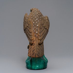 A large Chinese stoneware model of a hawk, 18/19th C. — 照片 4