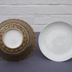 A large Chinese Thai market 'Bencharong' bowl and cover, 19th C. — photo 17