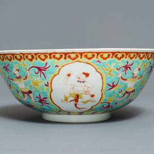 A large Chinese Thai market Bencharong bowl, Yongzheng mark, 19th C. — 照片 5