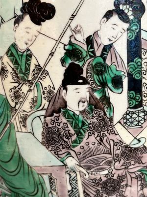 A large Chinese verte biscuit vase with narrative design, Kangxi mark, 19th C. — photo 13