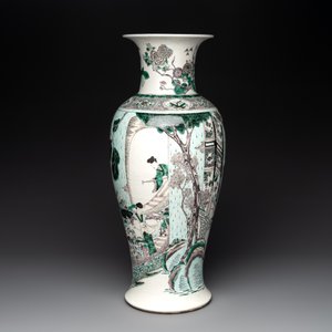 A large Chinese verte biscuit vase with narrative design, Kangxi mark, 19th C. — photo 5