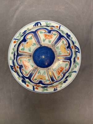 A large Chinese verte-Imari 'peony scroll' vase and cover, Kangxi — photo 5
