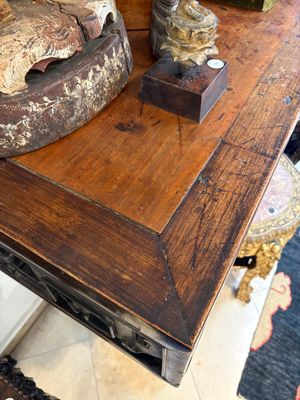 A large Chinese wooden 'Tiaoan' or altar table with chilong design, 19th C. — photo 15