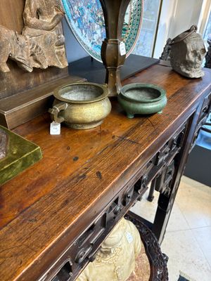 A large Chinese wooden 'Tiaoan' or altar table with chilong design, 19th C. — photo 19