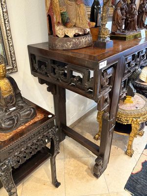 A large Chinese wooden 'Tiaoan' or altar table with chilong design, 19th C. — photo 2