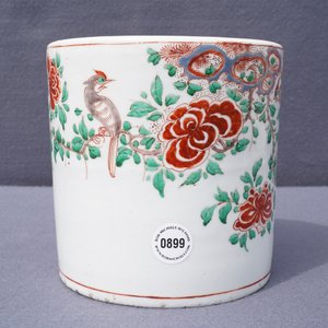 A large Chinese wucai 'birds and peonies' brush pot, Transitional period — 照片 8