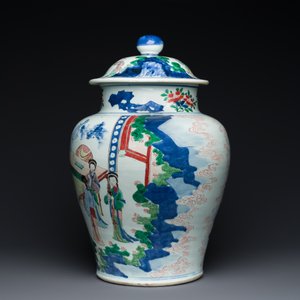 A large Chinese wucai 'Guo Ziyi's birthday' vase and cover, Transitional period — photo 2