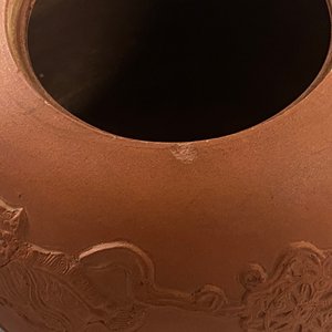 A large Chinese Yixing stoneware teapot and cover, Kangxi — photo 10