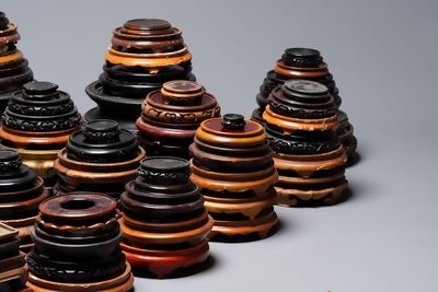 A large collection of 100 Chinese wooden stands, 19/20th C. — foto 5