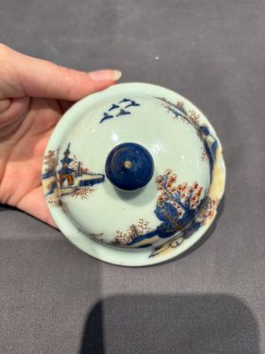 A large collection of 152 pieces, mainly Chinese porcelain covers, Kangxi and later — photo 11