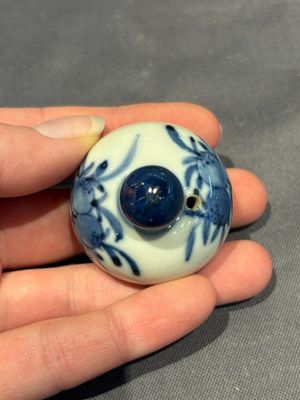 A large collection of 152 pieces, mainly Chinese porcelain covers, Kangxi and later — photo 123