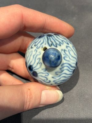 A large collection of 152 pieces, mainly Chinese porcelain covers, Kangxi and later — photo 137