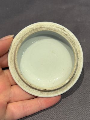 A large collection of 152 pieces, mainly Chinese porcelain covers, Kangxi and later — photo 156