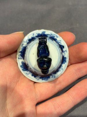 A large collection of 152 pieces, mainly Chinese porcelain covers, Kangxi and later — photo 189