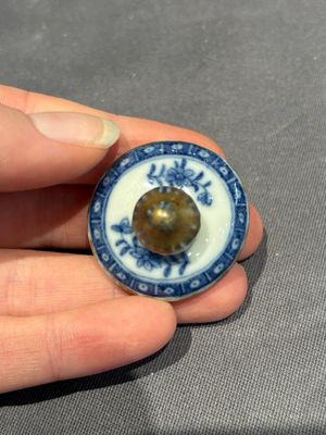 A large collection of 152 pieces, mainly Chinese porcelain covers, Kangxi and later — photo 235