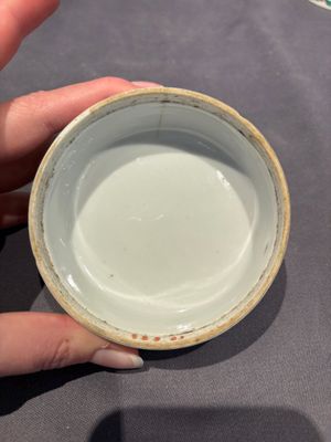 A large collection of 152 pieces, mainly Chinese porcelain covers, Kangxi and later — photo 28