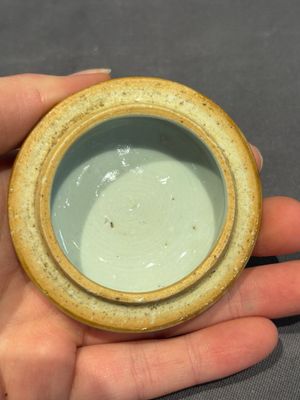 A large collection of 152 pieces, mainly Chinese porcelain covers, Kangxi and later — photo 294