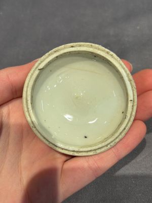 A large collection of 152 pieces, mainly Chinese porcelain covers, Kangxi and later — photo 66