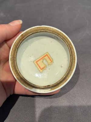 A large collection of 152 pieces, mainly Chinese porcelain covers, Kangxi and later — photo 76