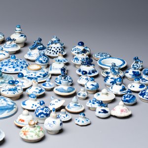 A large collection of 152 pieces, mainly Chinese porcelain covers, Kangxi and later — photo 5