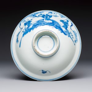 A large collection of 21 Chinese blue and white 'Sanxing' bowls — photo 35