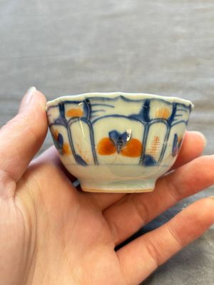 A large collection of 25 sets of Chinese blue, white and Imari-style cups and saucers, Kangxi/Qianlong — foto 139