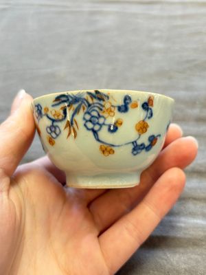 A large collection of 25 sets of Chinese blue, white and Imari-style cups and saucers, Kangxi/Qianlong — foto 163