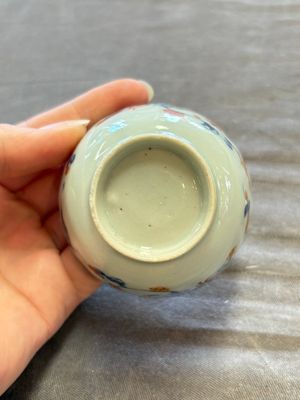 A large collection of 25 sets of Chinese blue, white and Imari-style cups and saucers, Kangxi/Qianlong — foto 166